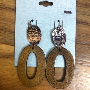 NWT Wood & Copper Hoop Earrings